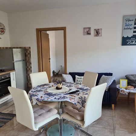 Apartman Luka บานโจเล ภายนอก รูปภาพ